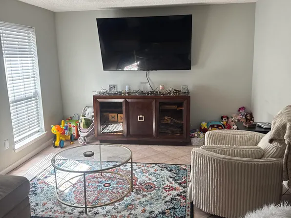 8335 Summa Ave APT D3, Baton Rouge, LA 70809