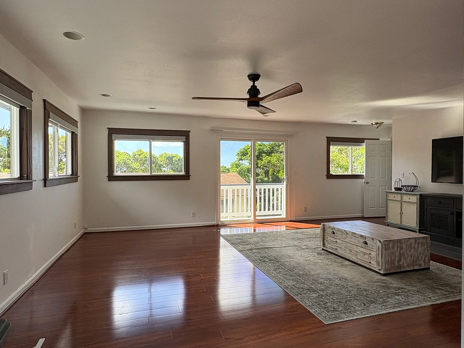 1164 Hind Iuka Dr — Photo 2