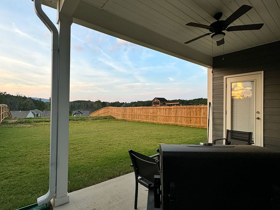 1st image of 245 Chelsea Park Cir