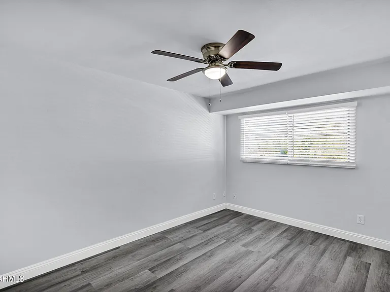 14 E Hermosa Dr — Photo 23