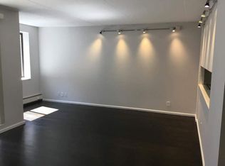 423 95th St APT 1E, Brooklyn, NY