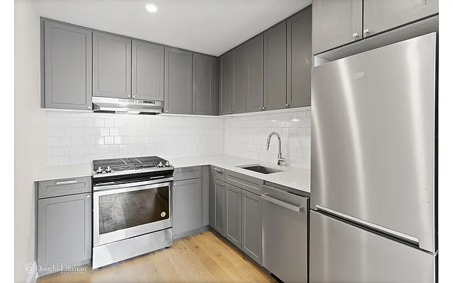 Rented by Douglas Elliman | media 22