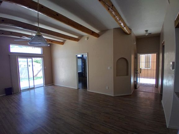 3rd image of 432 Garden Ave SW