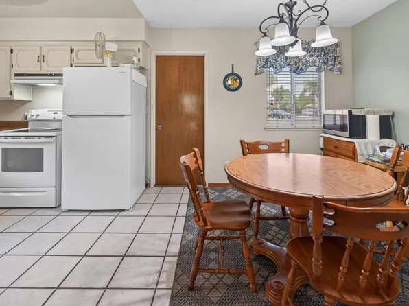 3931 W Fairhaven Avenue, Visalia, CA 93277