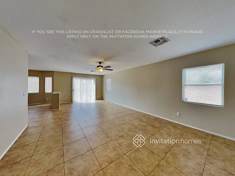 12541 W Myer Ln — Photo 4
