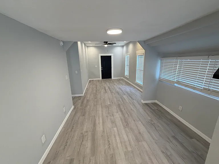 802 N Wheeler St — Photo 6