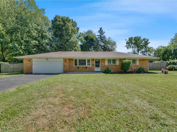 8038 Munson Rd, Mentor, OH 44060