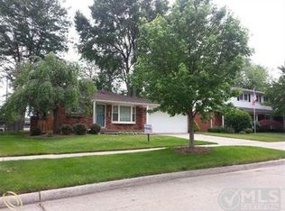 41339 Ivywood Ln, Plymouth, MI 48170
