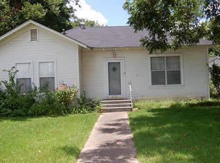 701 Texas St, Wharton, TX 77488