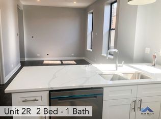 1832 N Orleans St #3R, Chicago, IL 60614