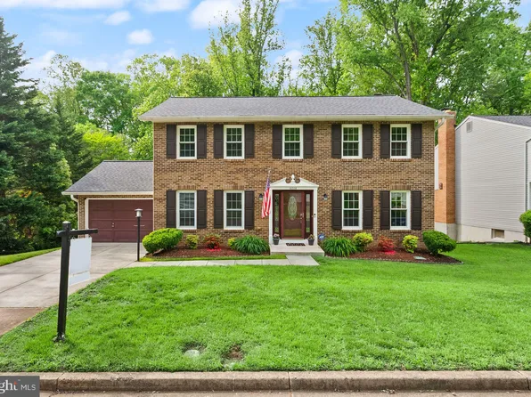 15338 Edgehill Dr, Dumfries, VA 22025