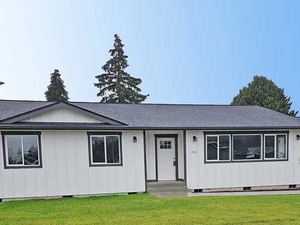 208 S 2nd Street, Oakville, WA 98568