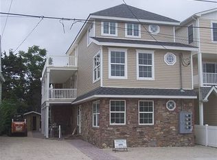 222 3rd St S APT A, Brigantine, NJ 08203