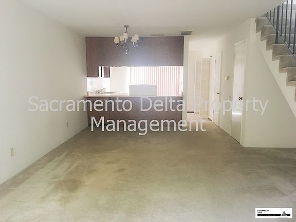 2nd image of 6610 Surfside Way APT C