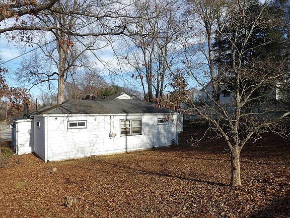 2nd image of 824 Edgewood Ave