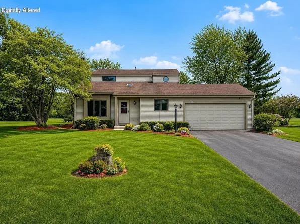 W354N5766 Lisbon ROAD, Oconomowoc, WI 53066