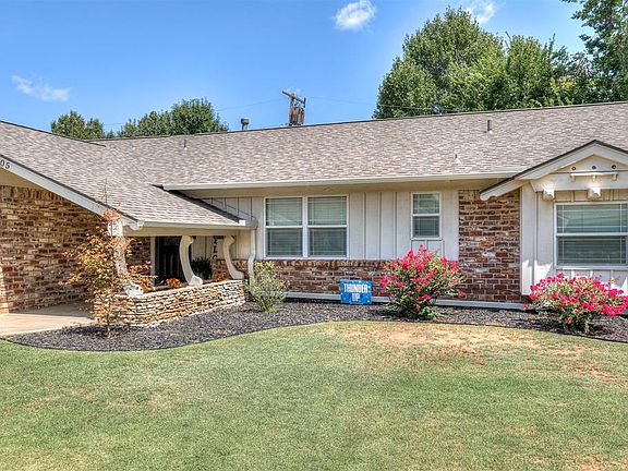 3rd image of 3105 NW 61st Pl