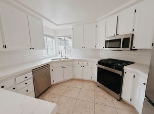 1060 Normandy Hill Ln, Encinitas, CA 92024