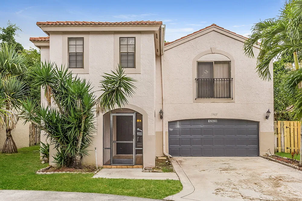 3 bed, 2.5 bath, 1997 sqft, $4,970 — Photo 1