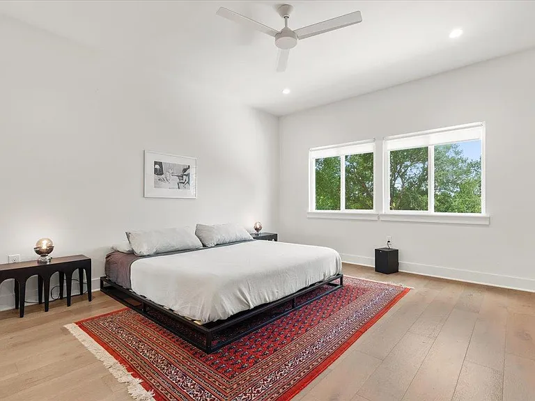 1404 E M Franklin Ave #1 — Photo 13