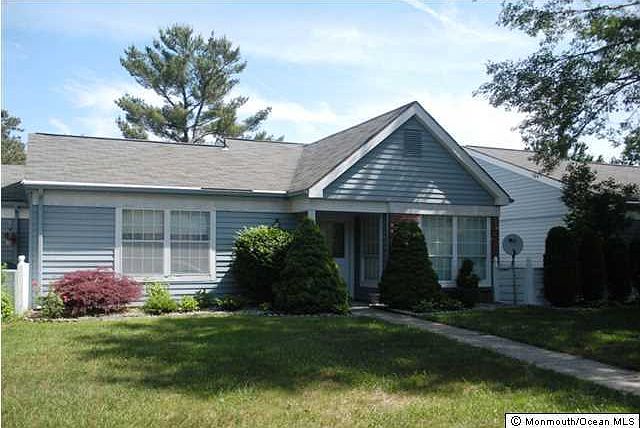 1st image of 523 Huntington Drive #B
