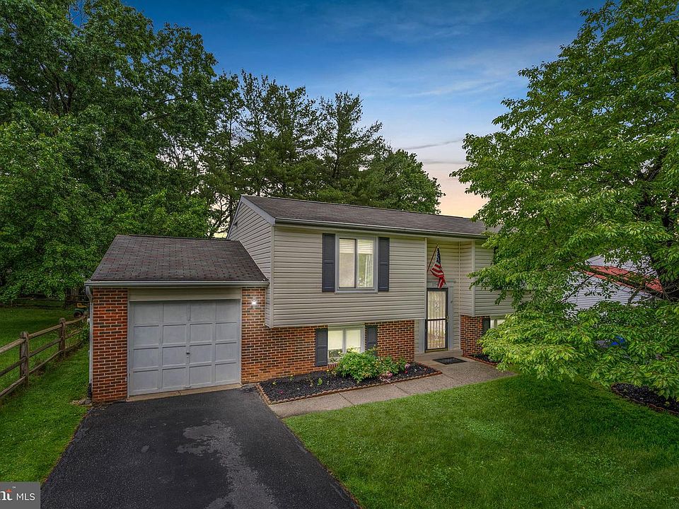 1st image of 11948 Bambi Ct