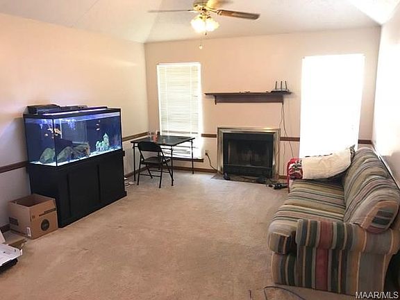 3rd image of 3674 Carriage Oaks Dr