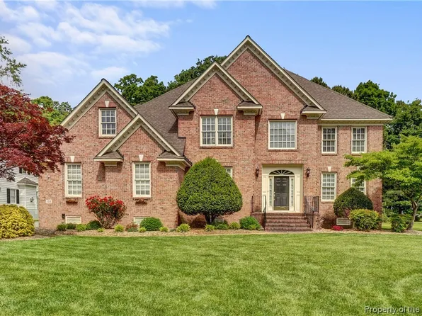 102 Ibis Pl, Yorktown, VA 23692