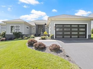 6731 Anton Rise Rd, Victor, NY 14564