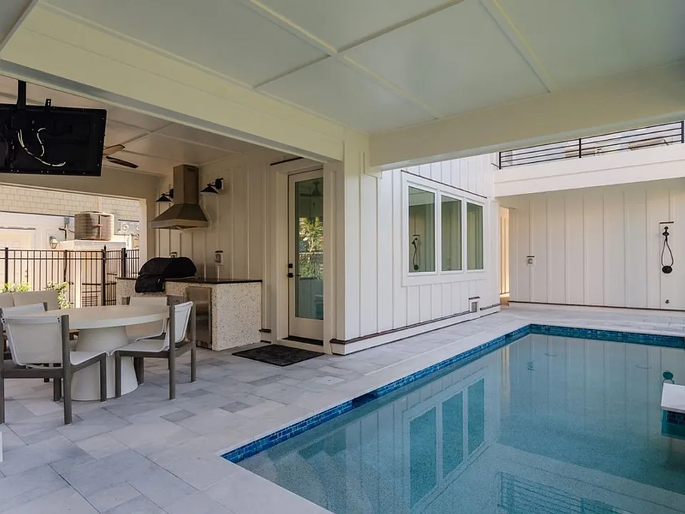11 Seagull St