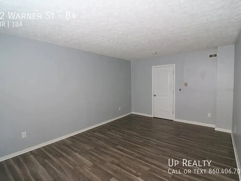 42 Warner St #B4 — Photo 6