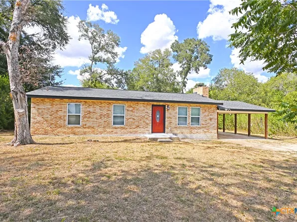 438 Forshage Blvd, Seguin, TX 78155