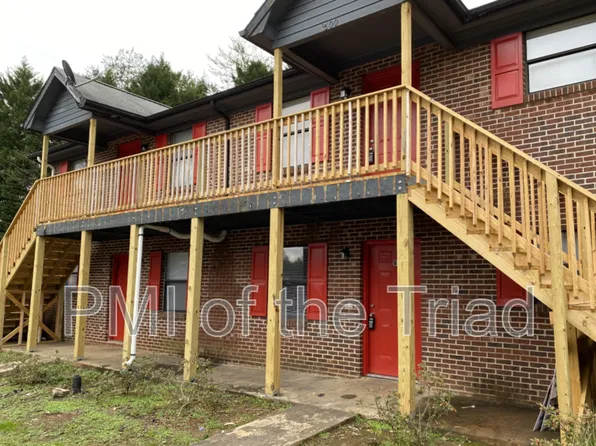 1500 Oakshire Ct APT C, Winston Salem, NC 27107