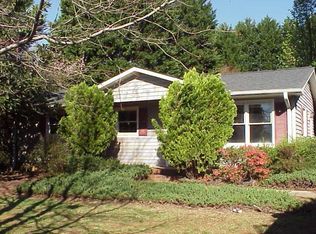 21 Ford Dr, Wellford, SC 29385