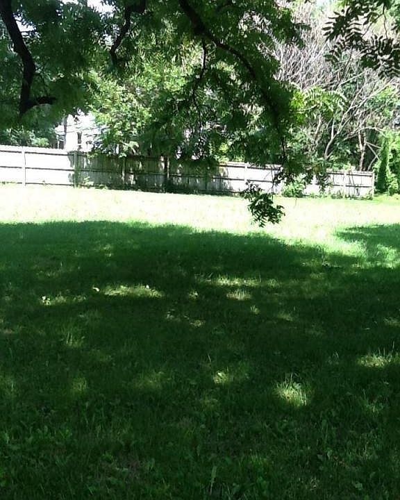 1st image of 213 N Hickory St