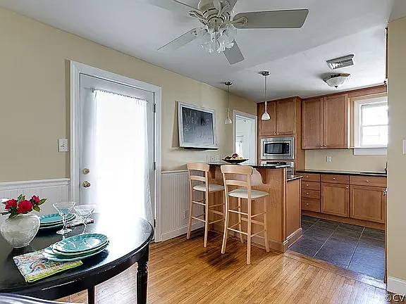 6411 Kensington Ave — Photo 6