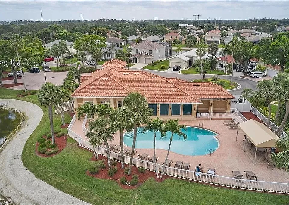 11330 Lakeland Cir