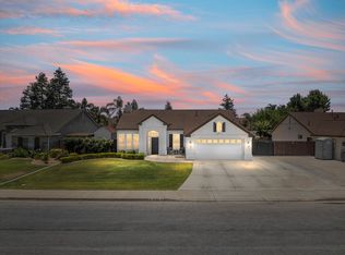 10303 Roehampton Ave, Bakersfield, CA 93312