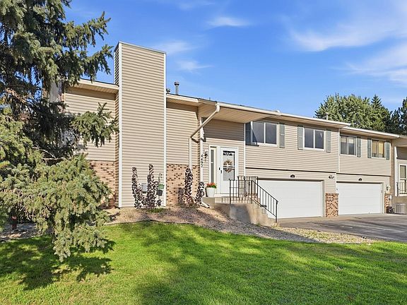 5th image of 4492 Clover Ln