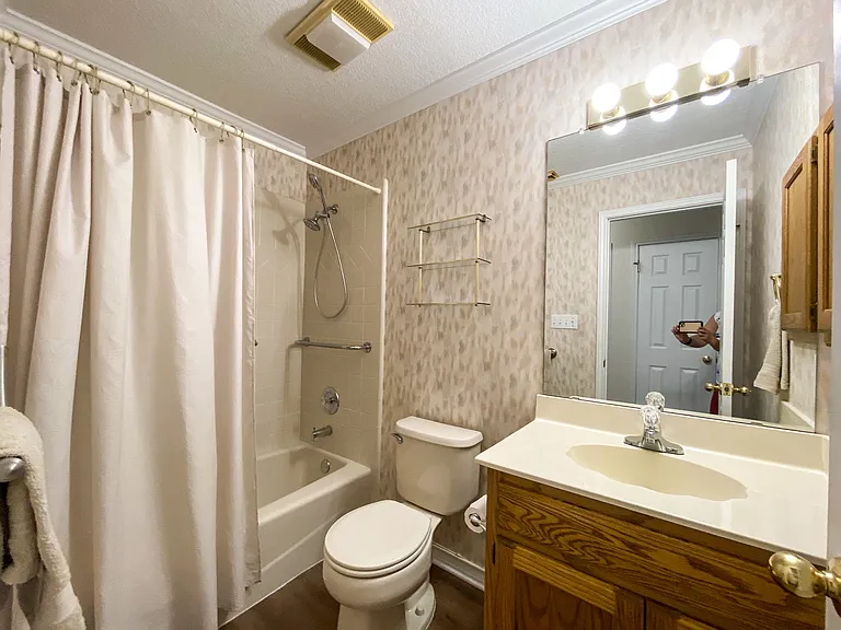 1663 Lantana Cir — Photo 16