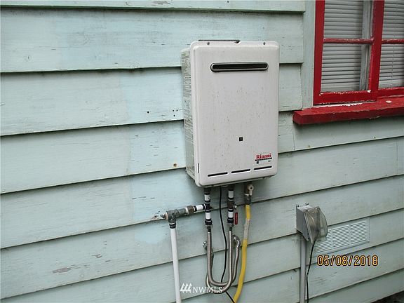 3rd image of 29008 N Street