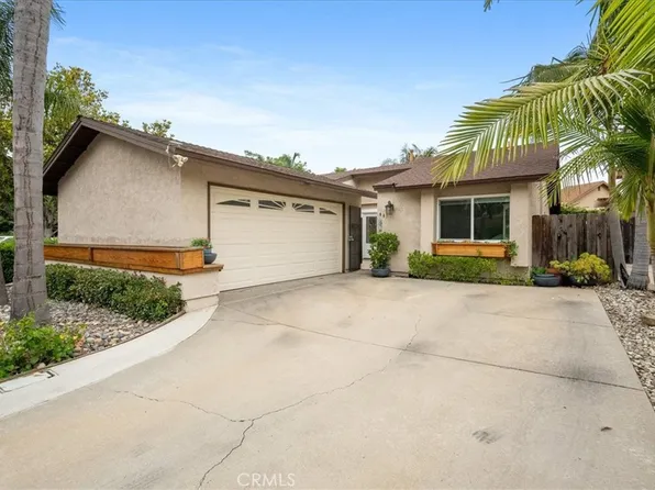 849 Shade Tree Ln, Fallbrook, CA 92028