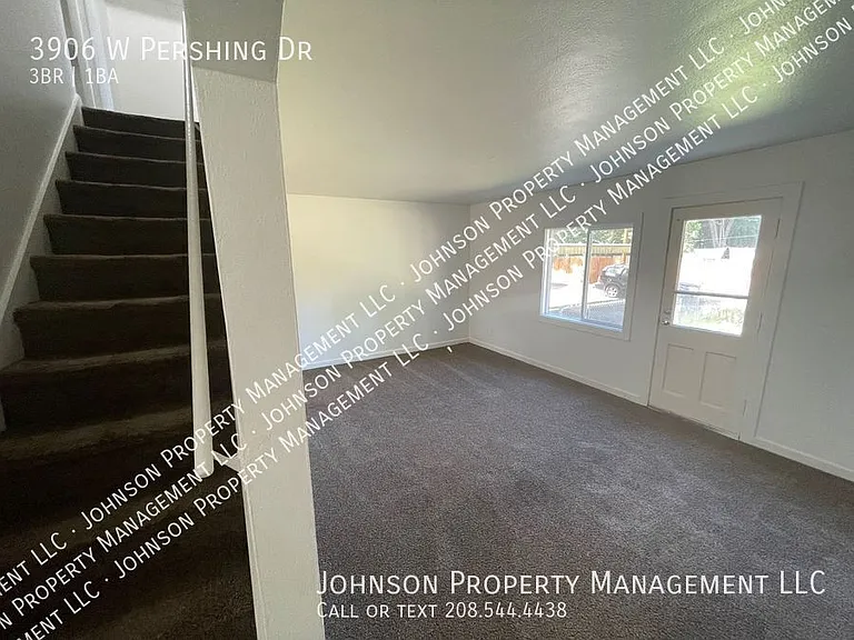 3906 W Pershing Dr — Photo 8