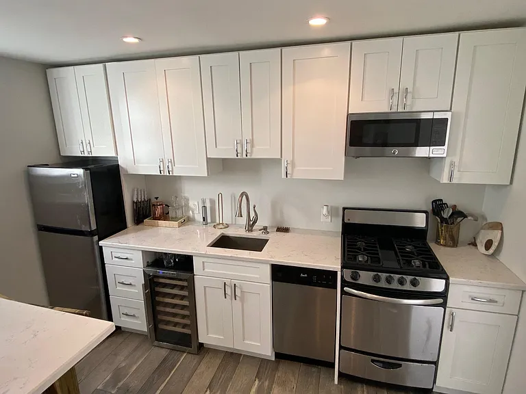 130 Beach 61st St — Photo 5