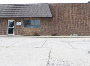7913 S Suburban Rd, Centerville, OH 45458