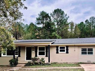 1301 Webb St, Henderson, TX 75654