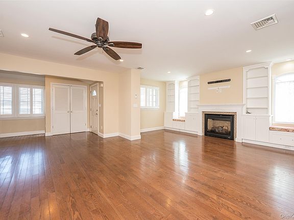 4th image of 2854 Clarendon Road