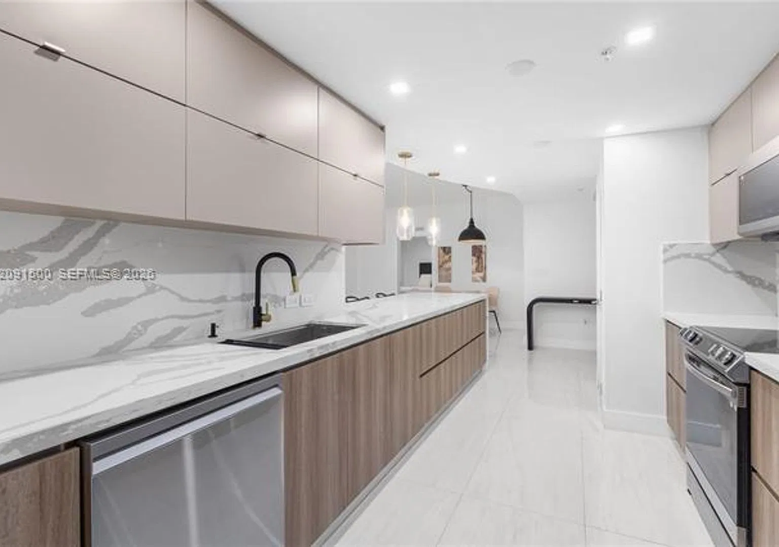 3000 NE 188th St cu-402, Aventura, FL 33180 — Photo 3