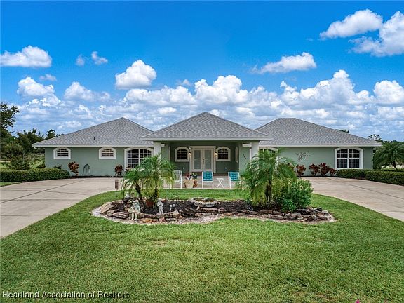 2nd image of 209 Fiji Way NE