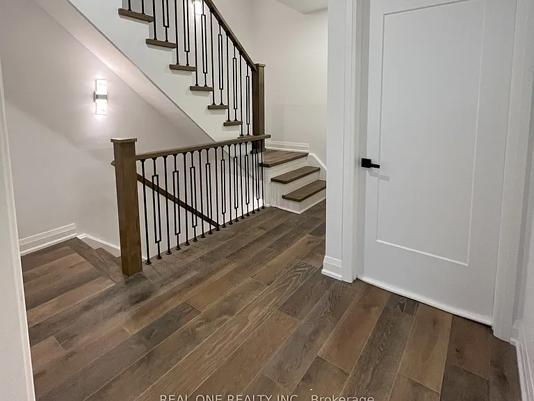 25 Dervock Cres #5 — Photo 21